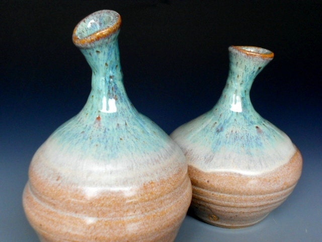 Pair of Small Vase Green Cream