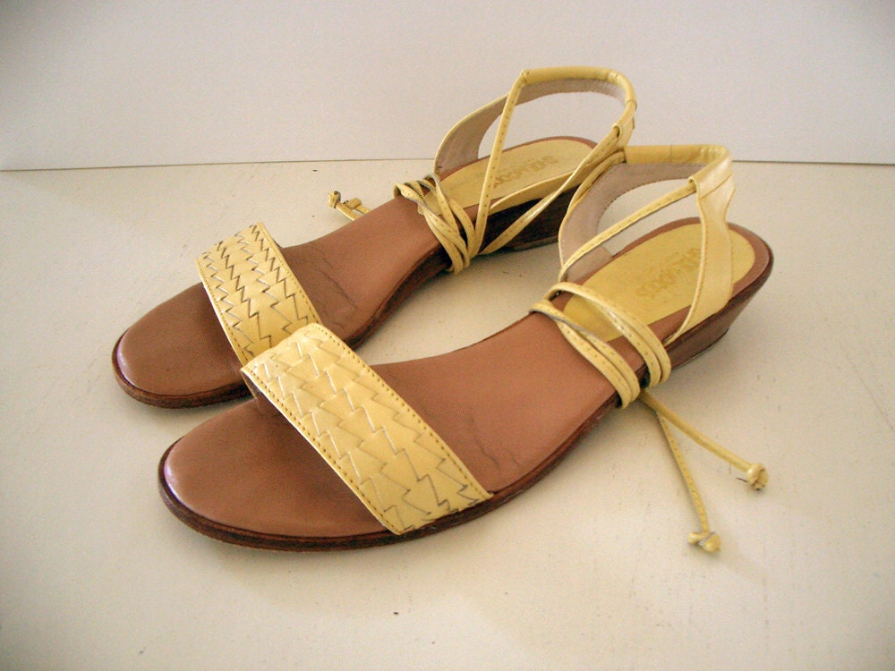 VINTAGE Yellow Ankle Tie Sandals Leather by Shoe Moods - Size 7