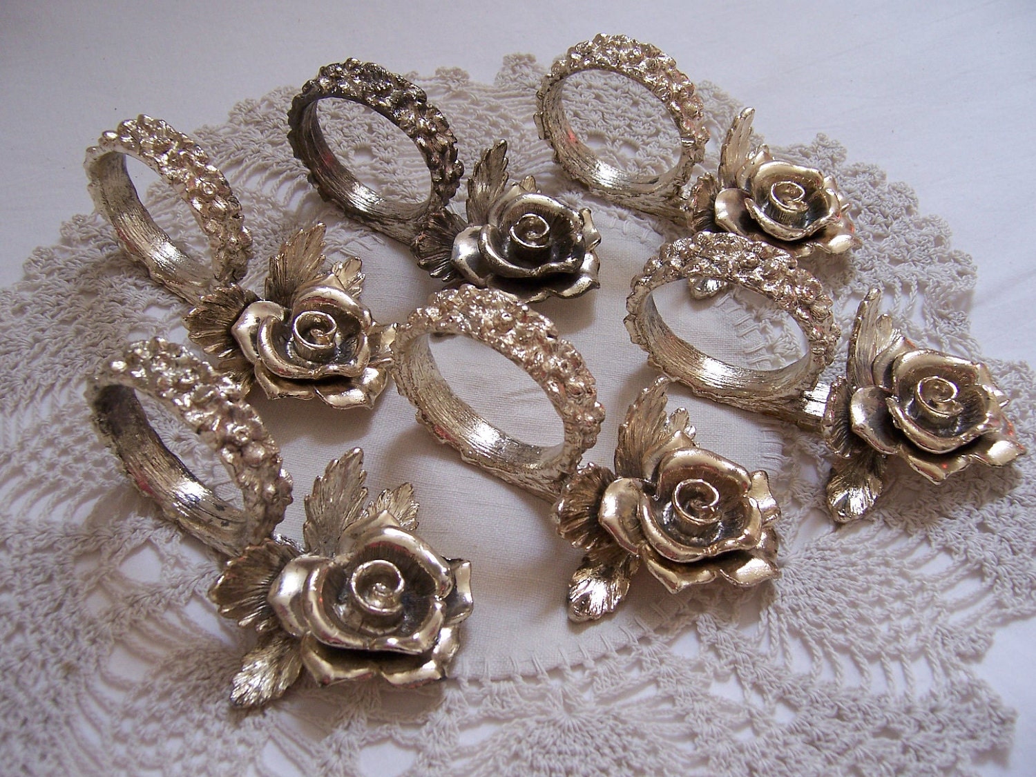vintage shabby chic metal napkin rings silver by vintagenelly vintage shabby chic metal napkin rings silver by vintagenelly