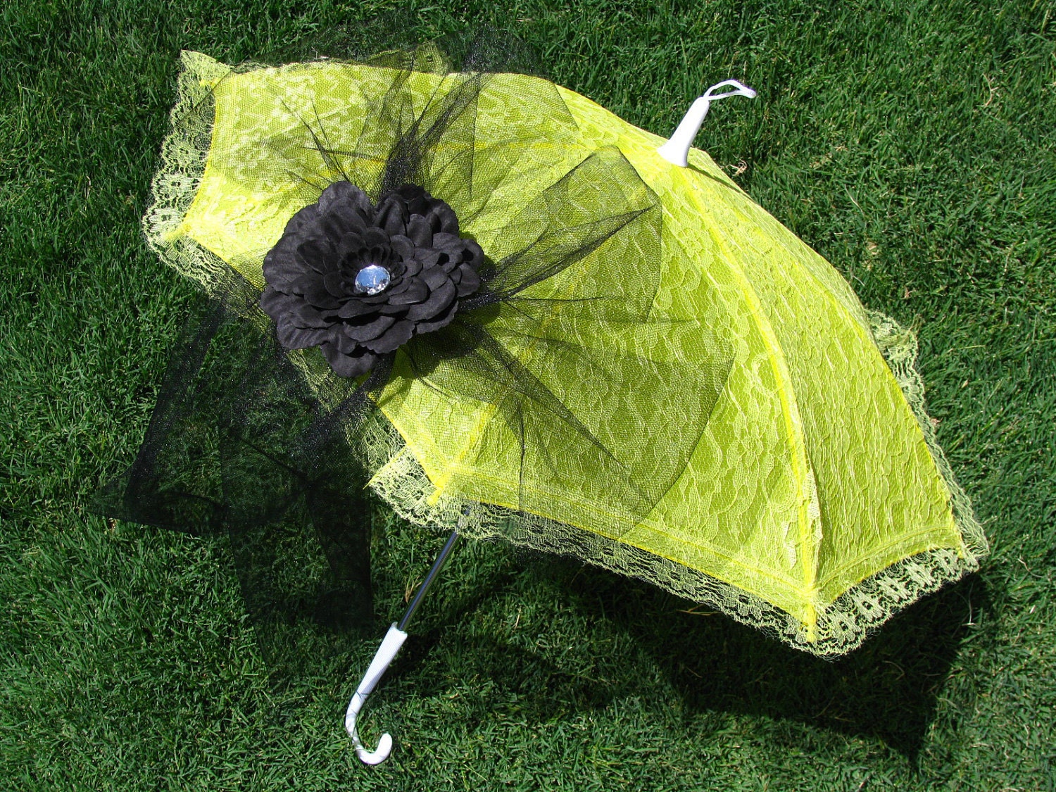 Sun Parasol - Lace Umbrella - Girls Yellow Sun Umbrella with  Black Dahlia and Tulle Bow - Style 31