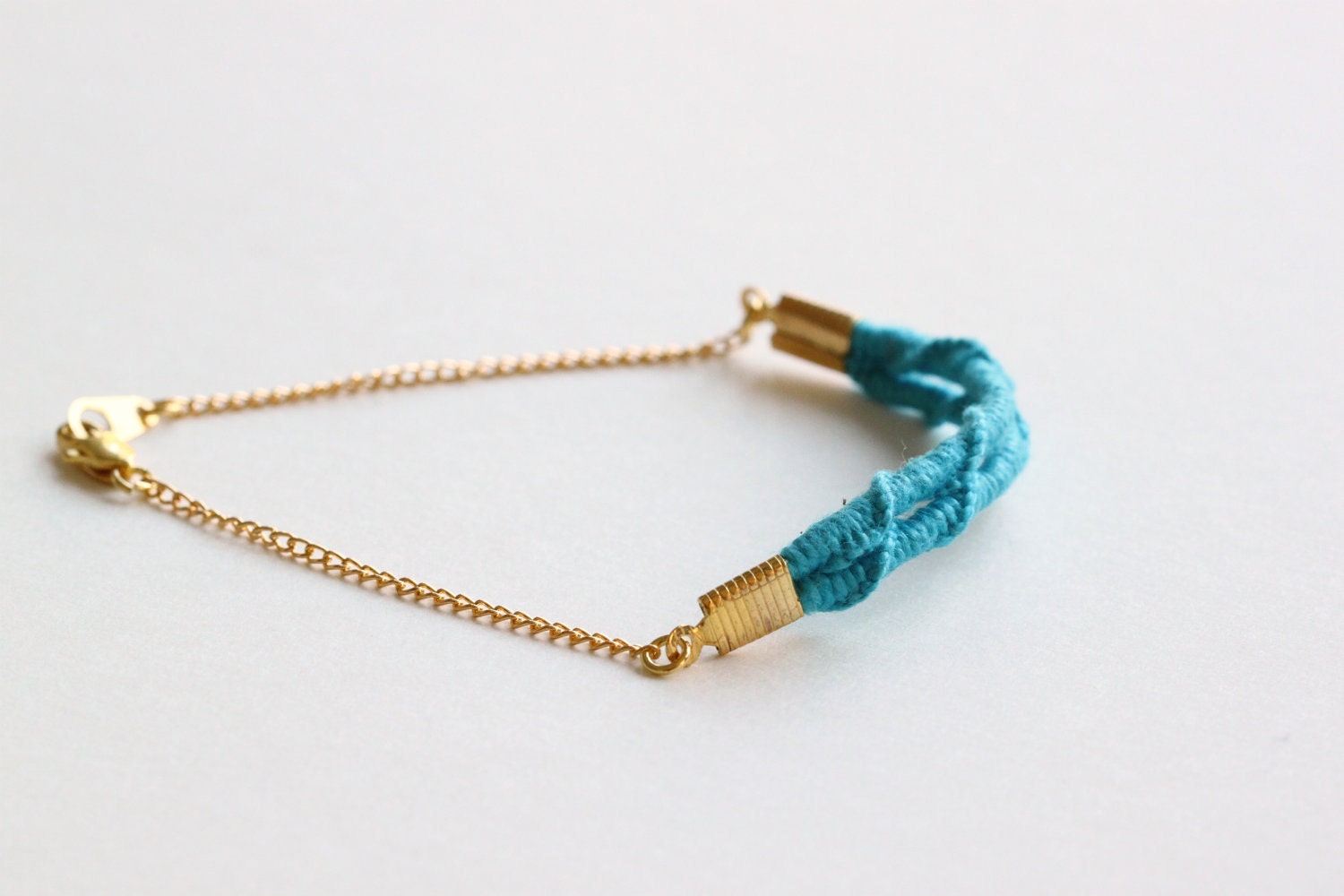 Recuerdos Bracelet T-1 macrame knot,  thread, rope