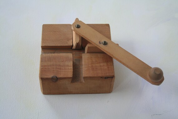 Vintage Handmade Wood Toy Thing a ma jig By Yosalvovendo On Etsy