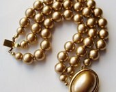 Vintage 50s Designer Carolee Glamour Girl Golden Pearl Triple Strand Bracelet