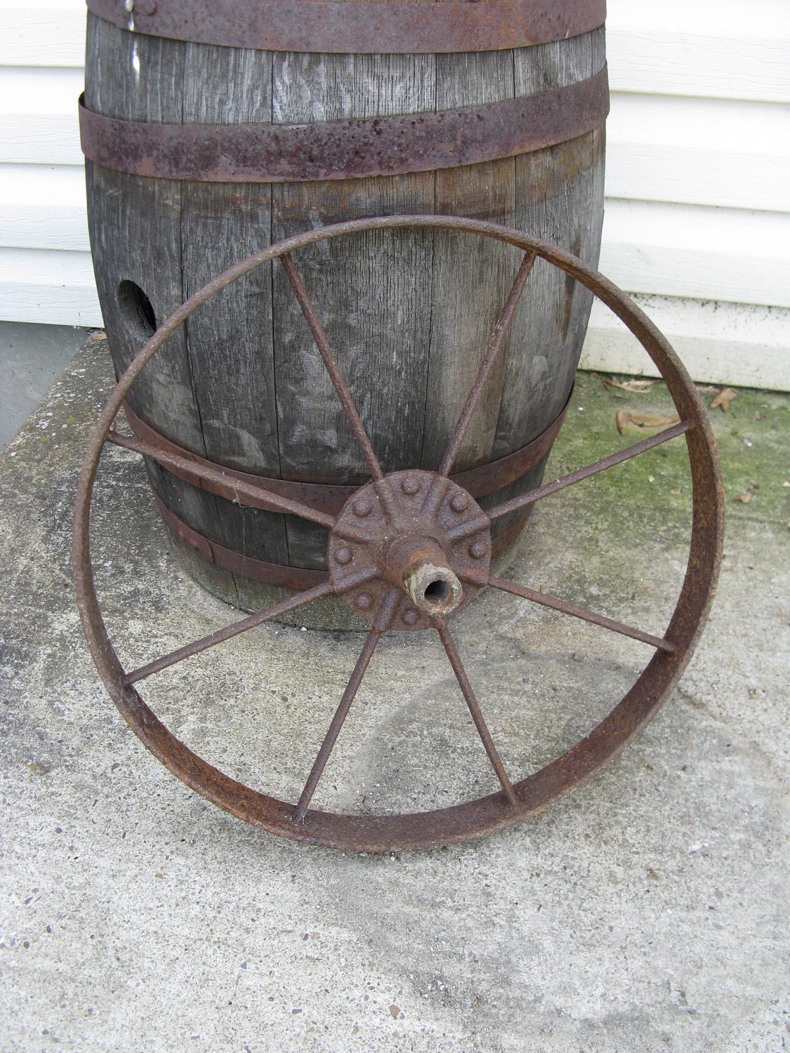 cast iron wagon wheel 8 spokes over 15 inches industrial rustic farmhouse country