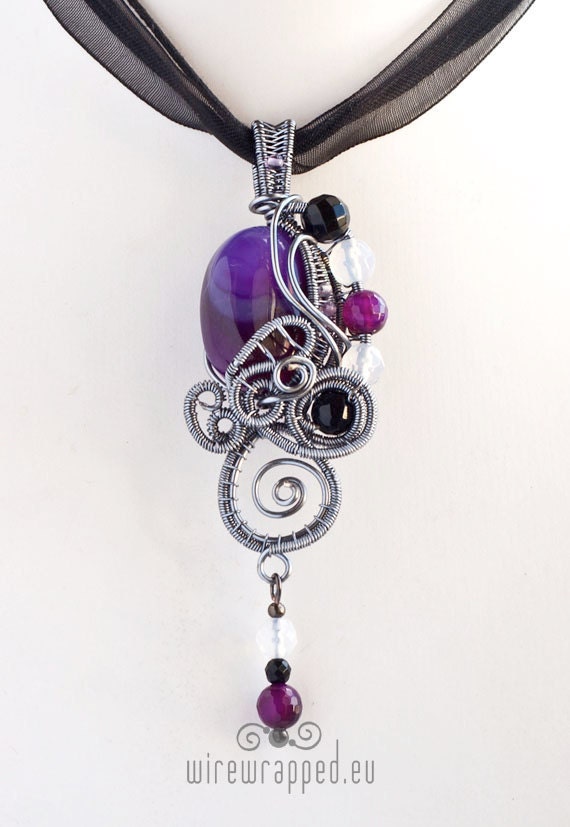 OOAK Purple agate grey wire asymmetric gothic pendant