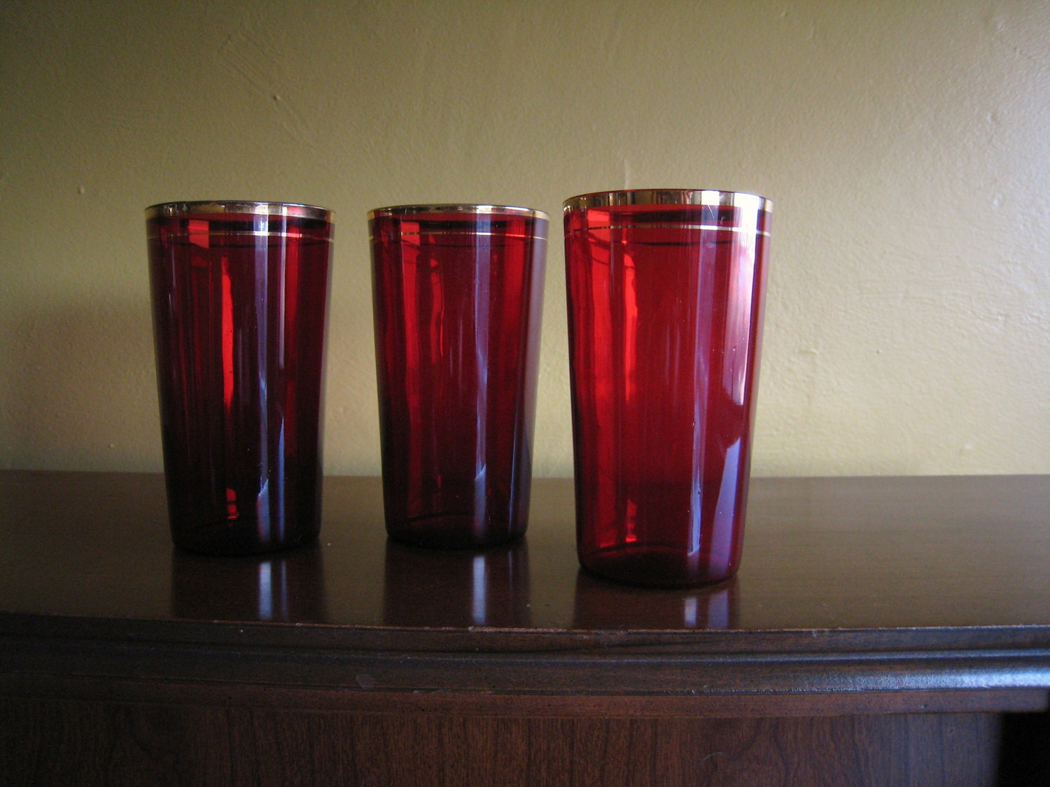 8 Vintage Tumblers Deep Red Mid Century Trimmed with Gold Fabulous Circa 1950 Drinking Glasses