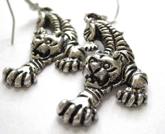 Silver Tiger Earrings Tiger Jewelry African by luckymejewelry