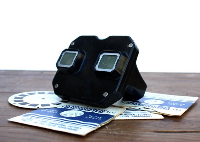 Vintage 1940's Sawyer's VIEWMASTER Model C in Bakelite with RARE Reels