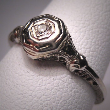 Antique Diamond Wedding Ring Vintage Art Deco 18K Gold