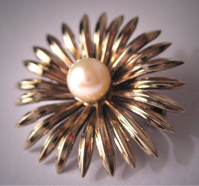 Estate Vintage Gold Pearl Pin Retro Art Deco Antique