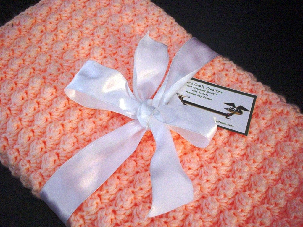 Crochet Baby Blanket in Peach