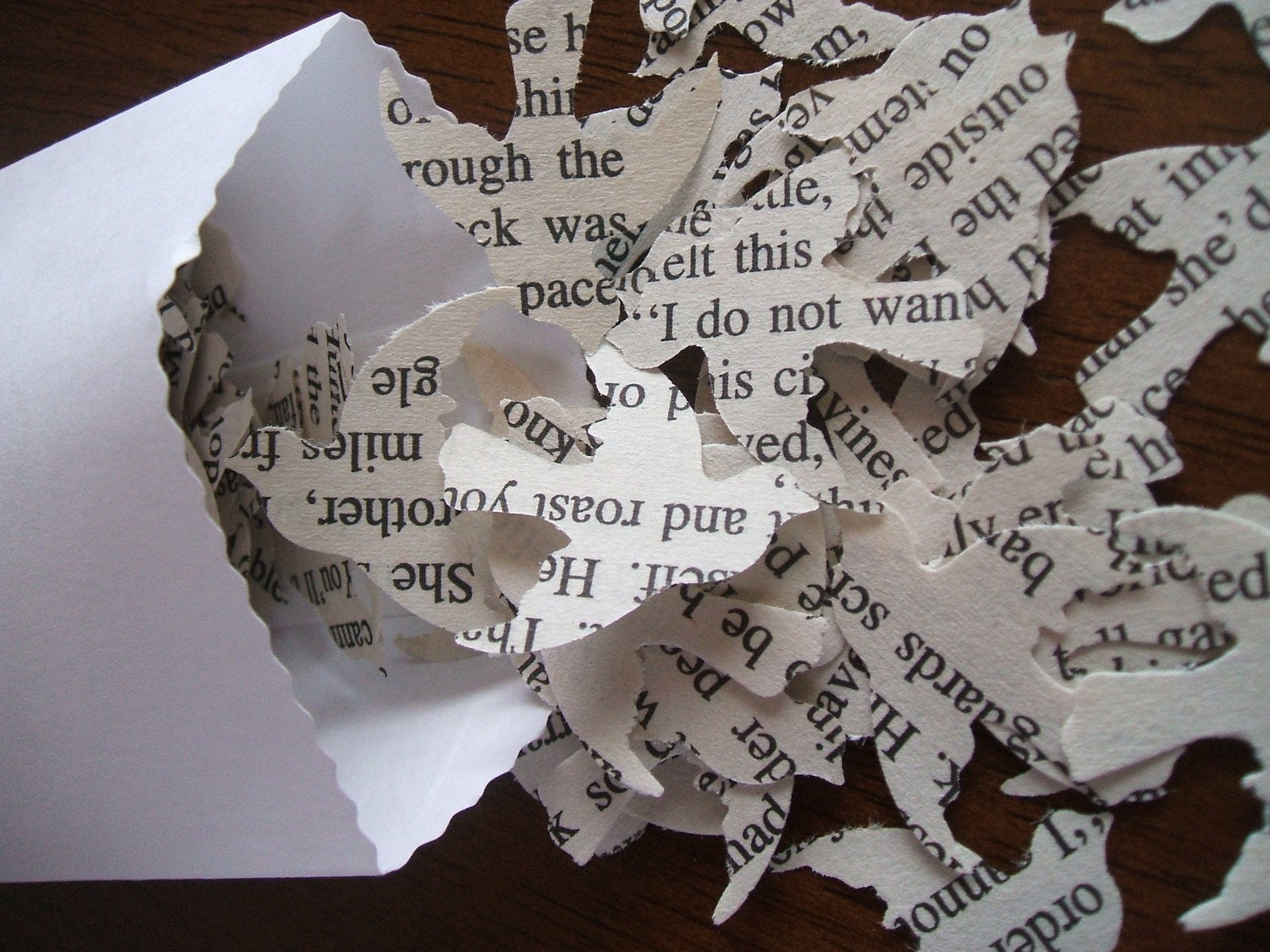 300 Confetti Romance Novel Birds FREE SHIPPING
