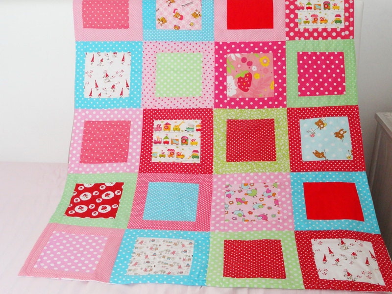 Baby girls quilt baby boys quilt blanket, pink, red, green and blue kids quilt