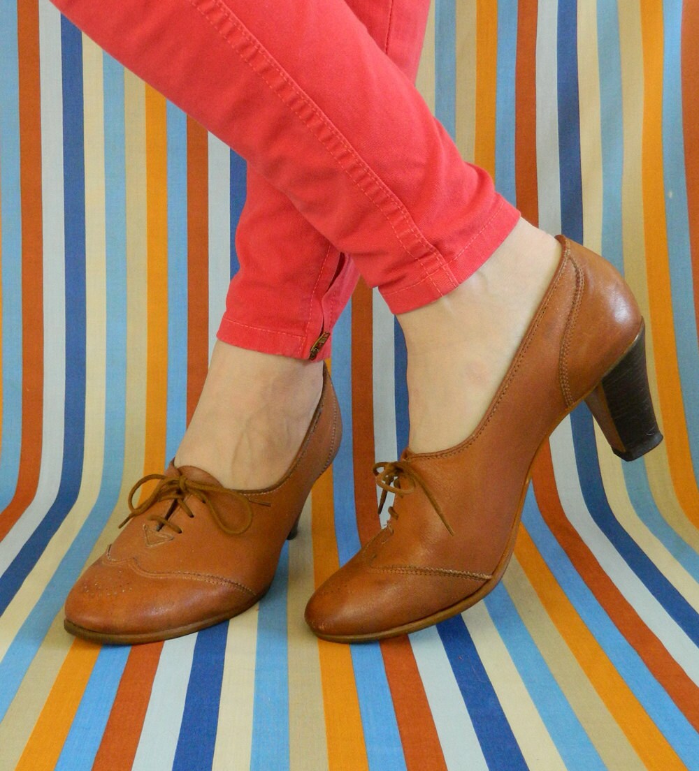 Vintage Oxford Shoes Heels Cognac Wingtips Size 8