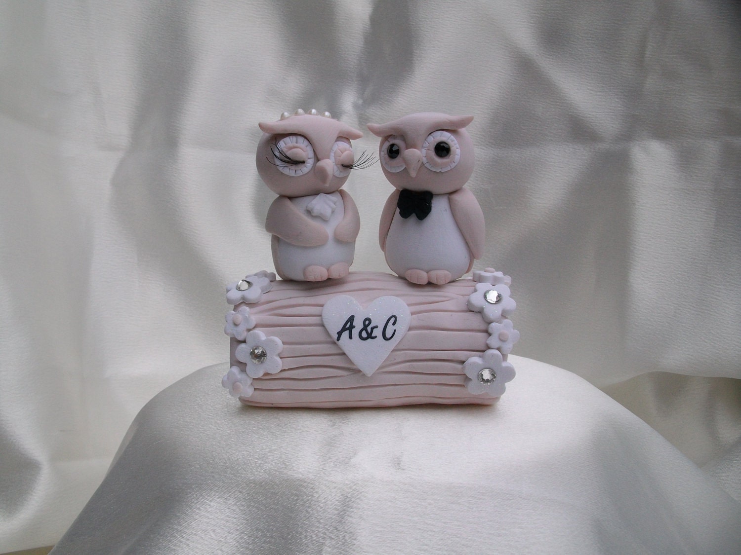 Wedding owls on a log cake topper