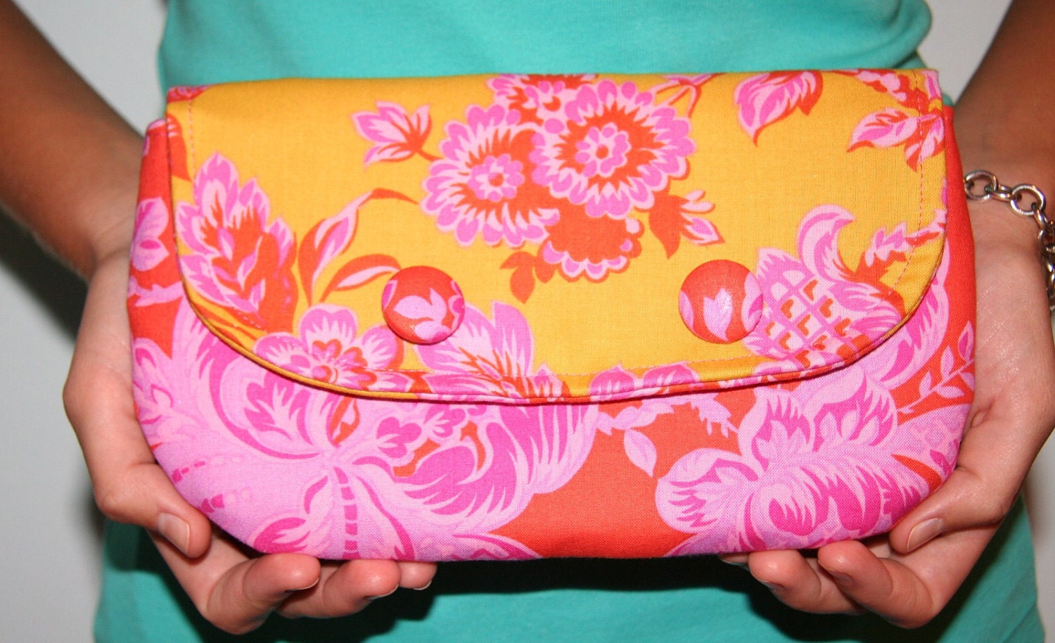 Honey Child Clutch
