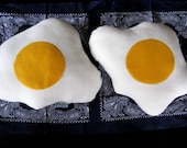 Plush Fried Eggs Pillows - Geek Chic Home Decor