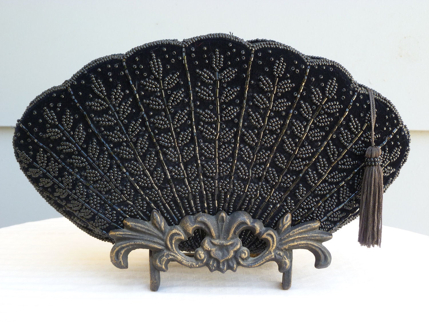RESERVED FOR TABITHA - Elegant shell shaped hand beaded velvet purse