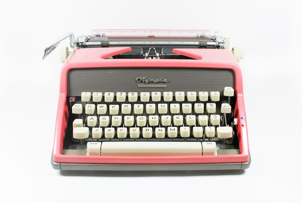Vintage Pink Olympia DeLuxe SM-7 Manual Typewriter