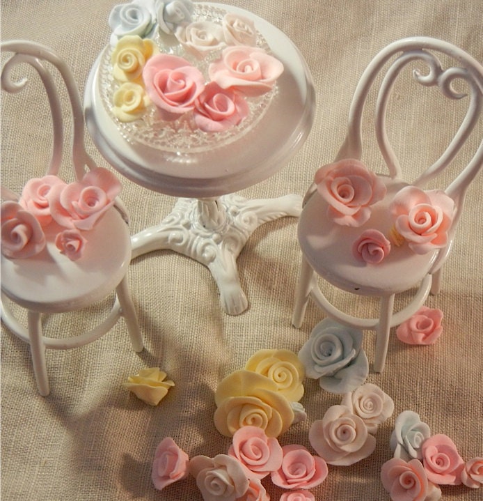 Dollhouse Miniature - Shabby Chic Pink, Blue, Yellow and Ivory Hand Made Roses - 1/12th scale