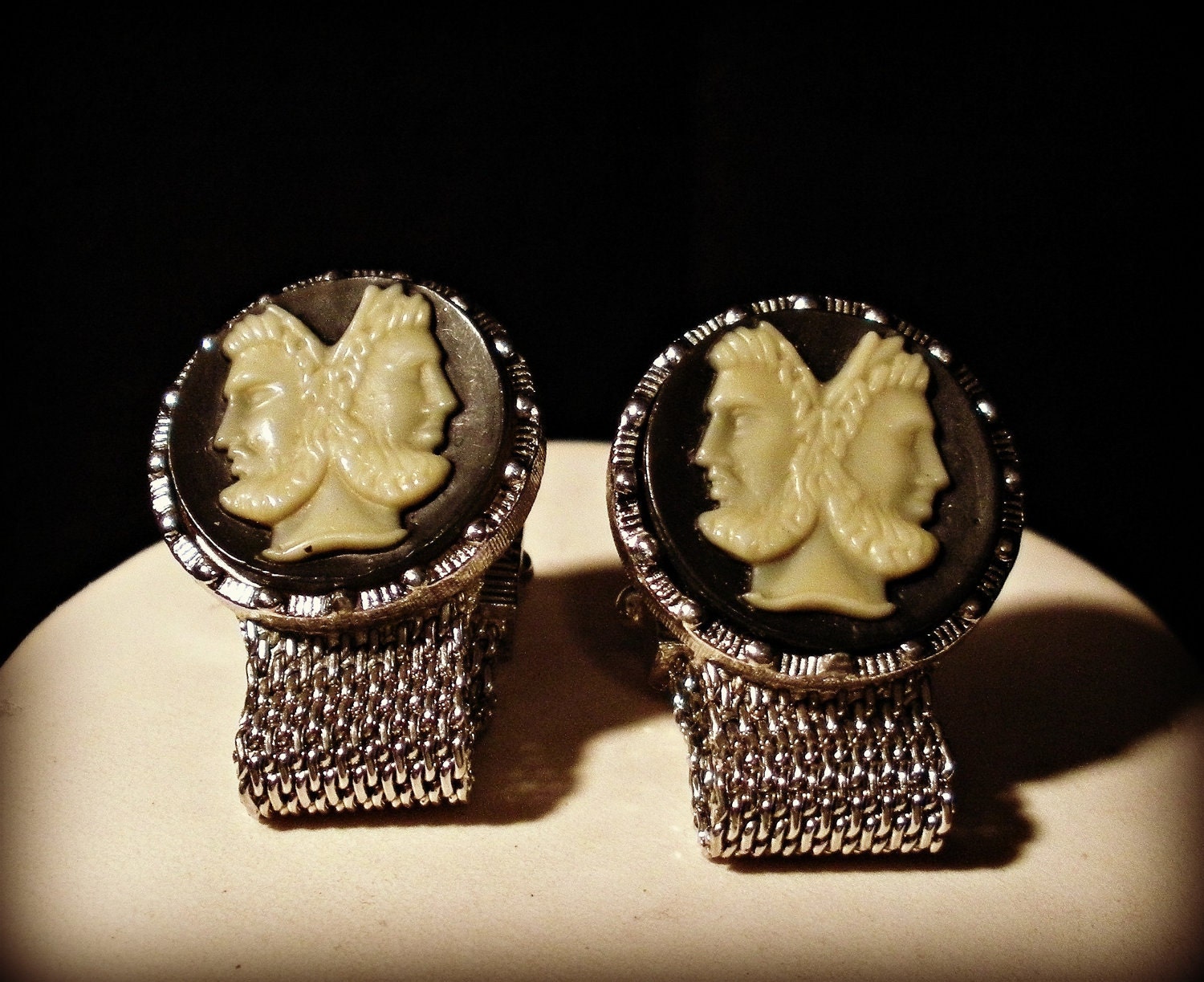 Roman Cuff