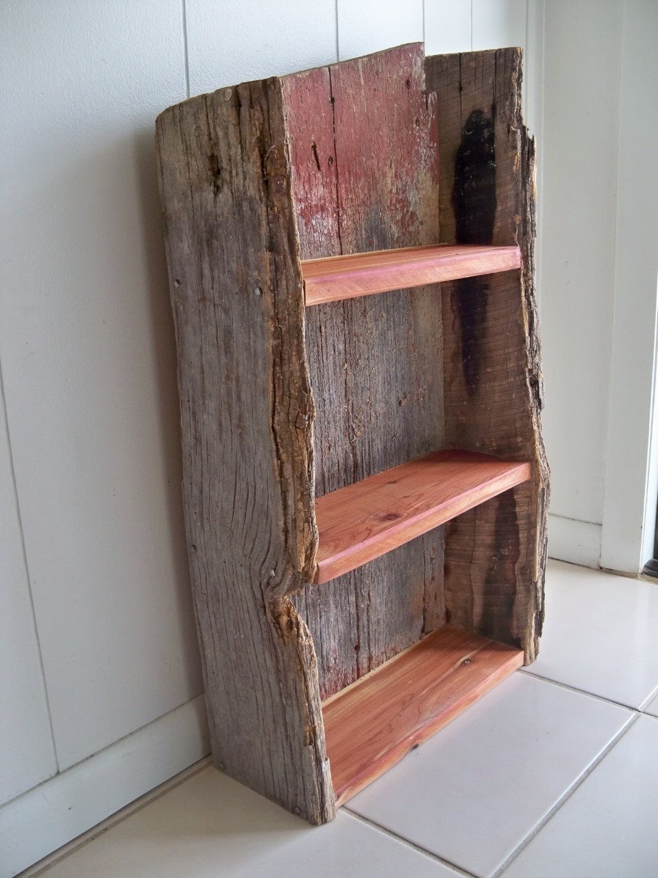 Country Display Shelf made from Reclaimed Cedar and Genuine Missouri BaRN WooD 2 // FRONT PAGE Featured