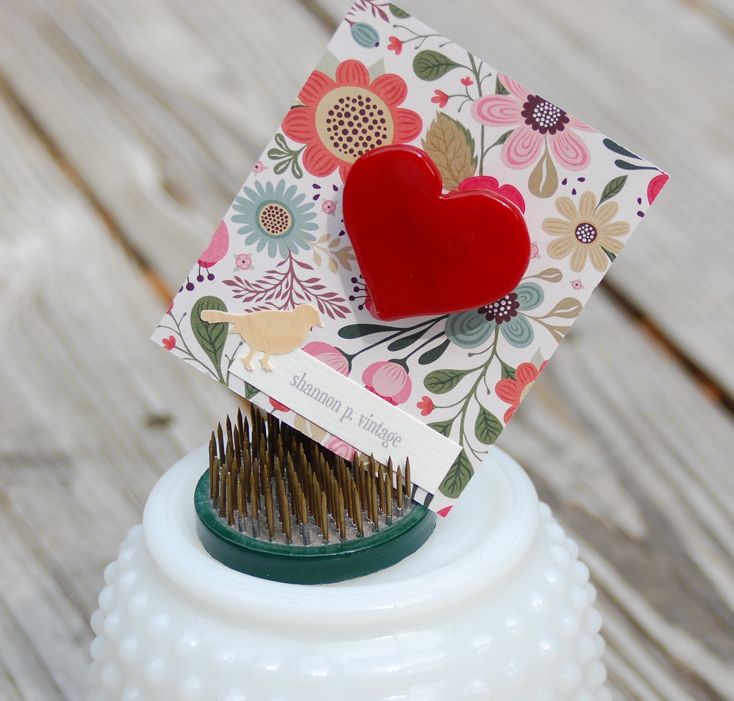 vintage 1970s sweetheart pin
