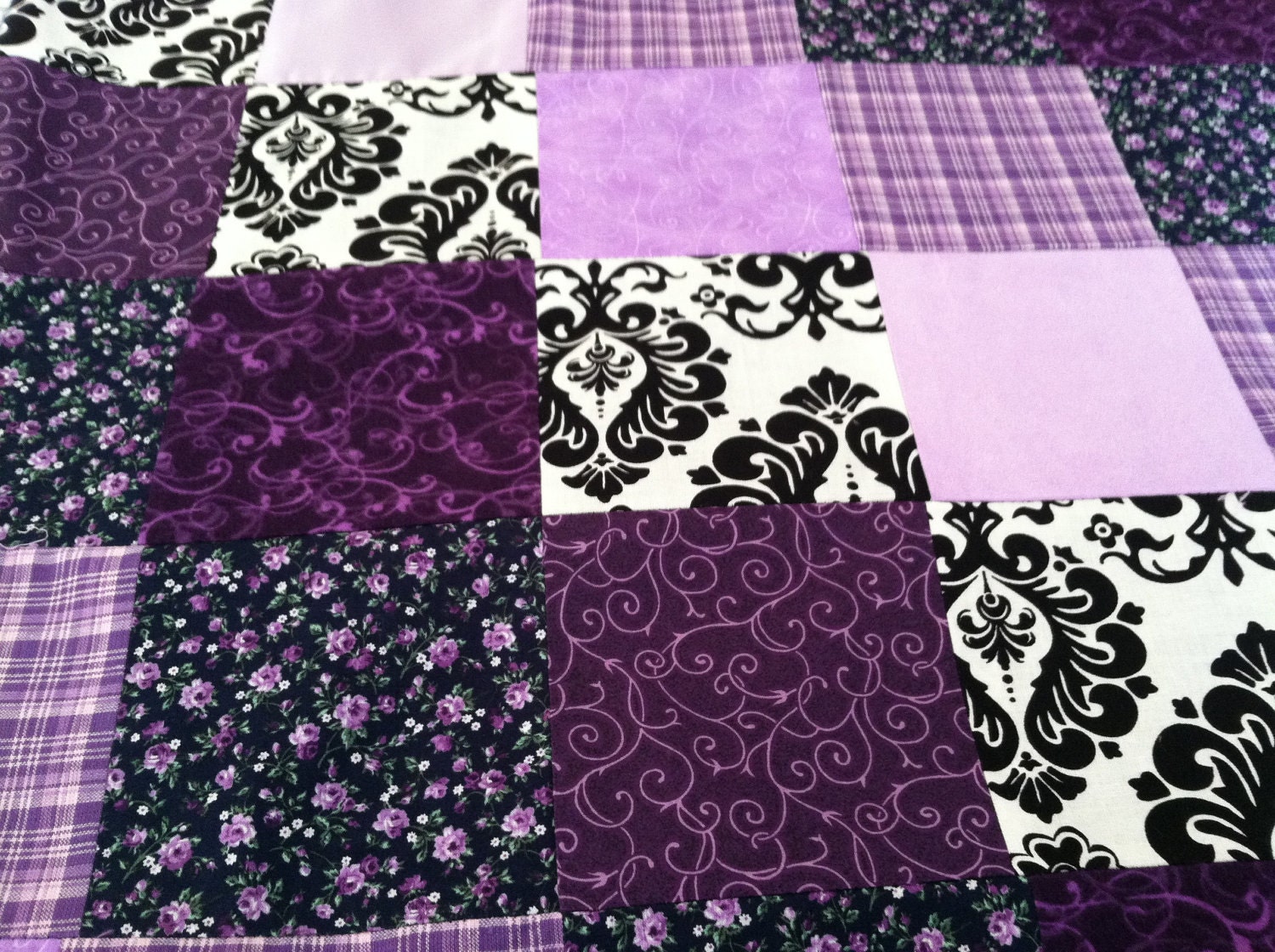 Purple Quilt Throw Blanket (Large Adult Size 60"x72") Il_170x135