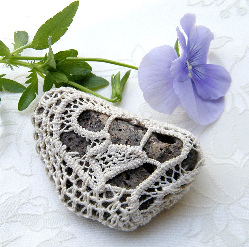 Crochet, lace stone - Nature decorated black pebble stone, covered with vintage crochet lace motif, hand made.