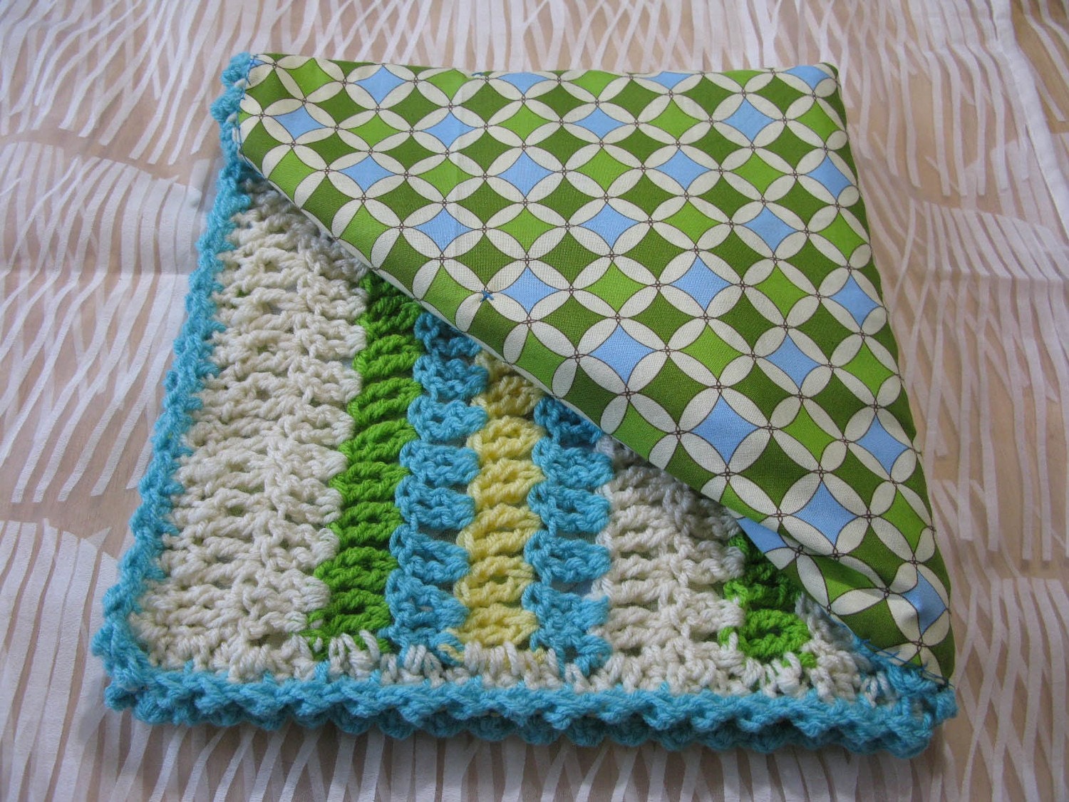 Crochet baby blanket pattern, reversible seaside colors, PDF pattern