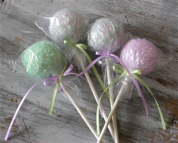 Wedding Cake Pops - Lilac and Pale Green Wedding Favor Custom Made Wedding Favors Il_570xn