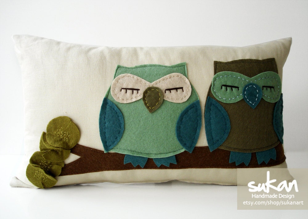 Sukan / Turquoise-Green Owls Pillow Cover - 12x20