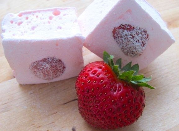 Handmade Gluten Free Strawberry Marshmallows