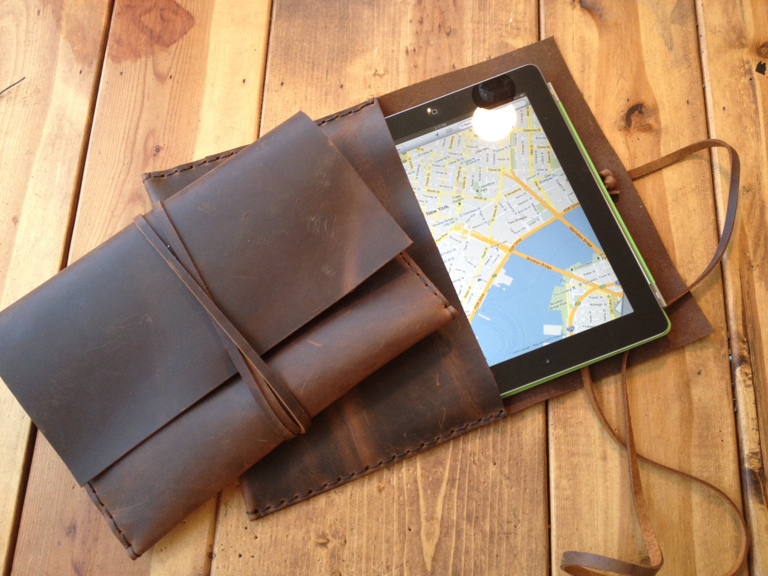Sale Ipad leather case by Aixa on Etsy