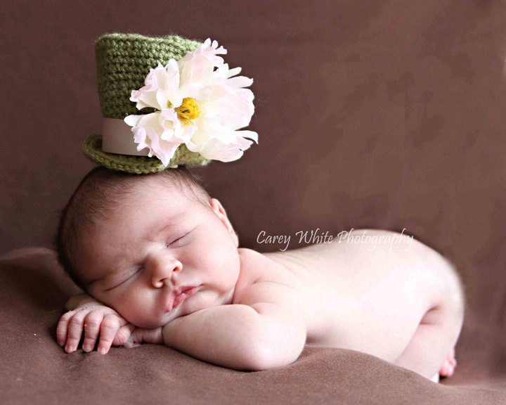Mini Top Hat - PDF CROCHET PATTERN