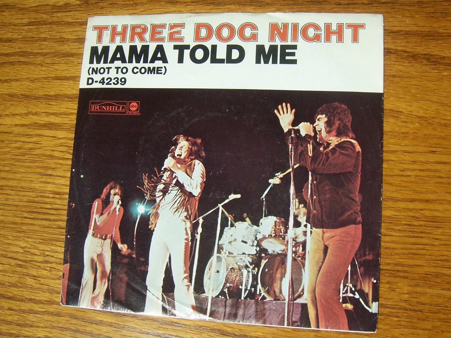 Vinyl 45 record single in paper sleeve. Three Dog Night Mama Told Me (Not to Come). For classic rock fan or artists to upcycle.