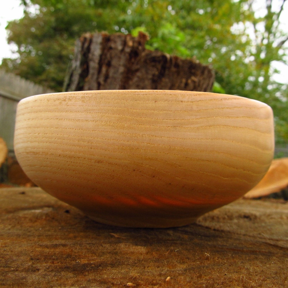 Delicate ash bowl