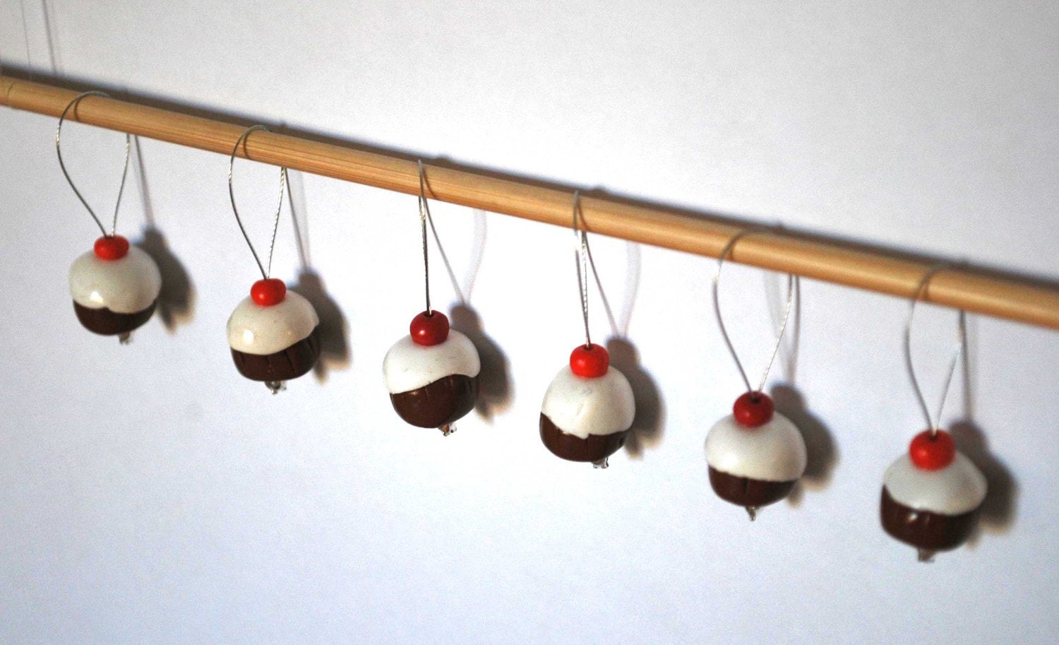 Sticky Bun Stitch Markers (Set of 4)
