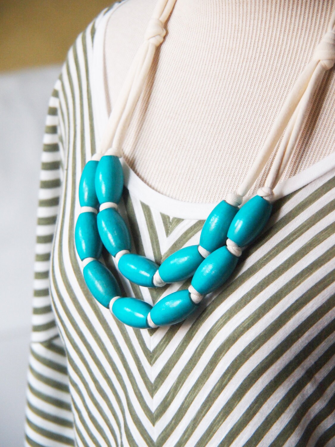 baja blue-green and cream necklace