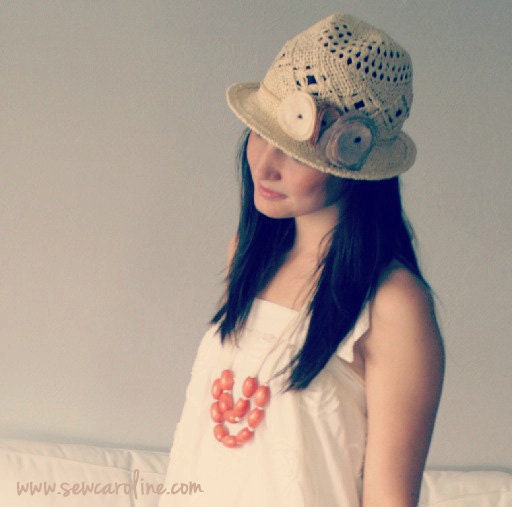 coral wooden bib necklace with cream cotton jersey