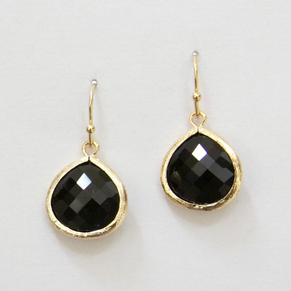 Gemma. Black Swan Faceted Heart Glass Stone Pendant Earrings Gold
