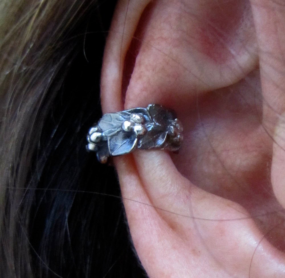 Blueberry Ear Cuff