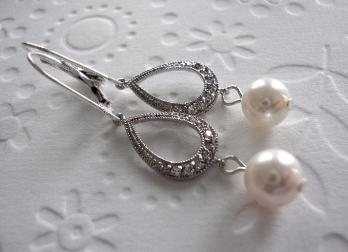 Wedding bridal earrings Rhodium Cz cubic zirconias teardrop and AAA freshwater pearls, Fall wedding Drop pearl earrings