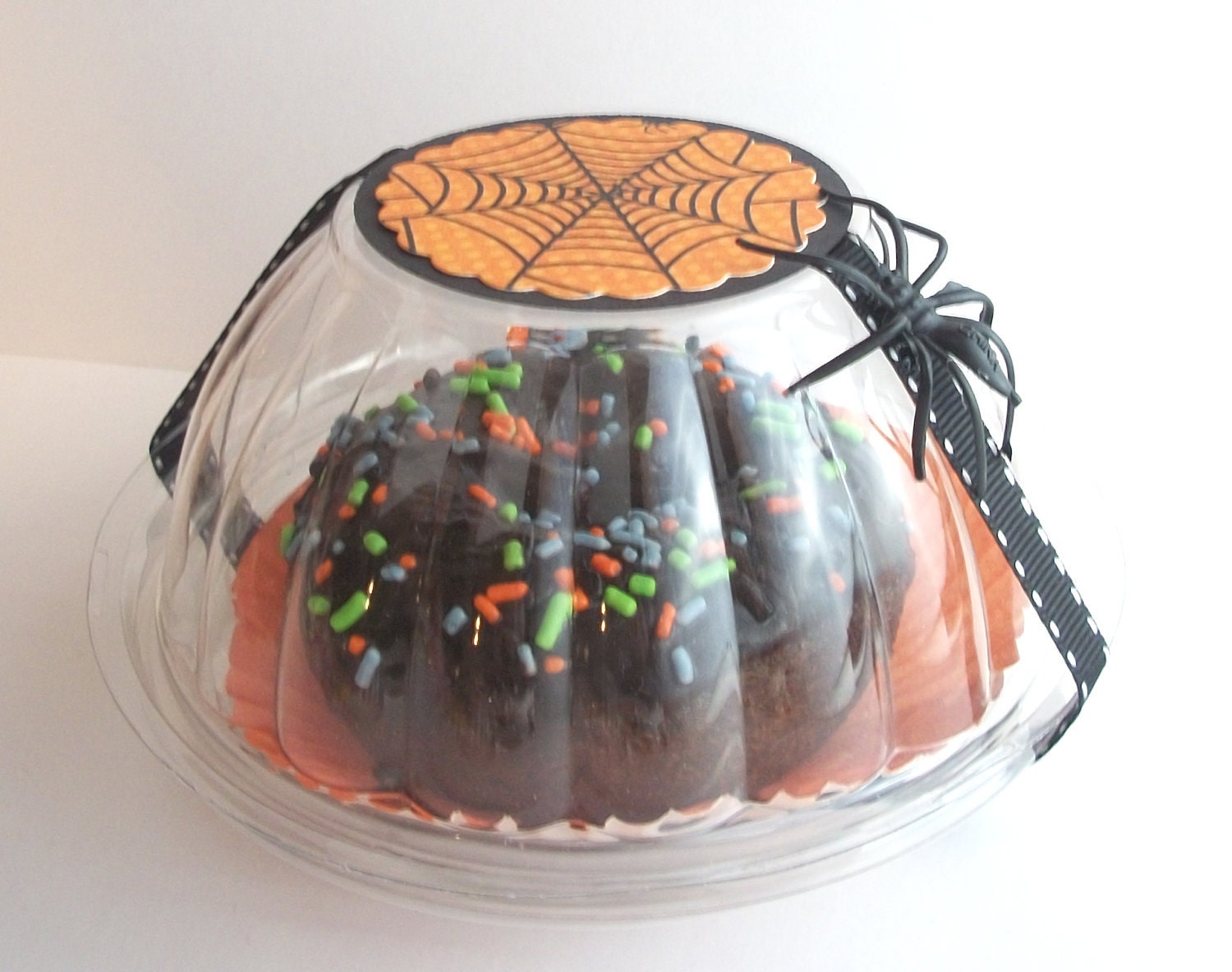 96 Clear Plastic Mini Bundt Cake Favor Boxes - Bulk Wholesale Lot