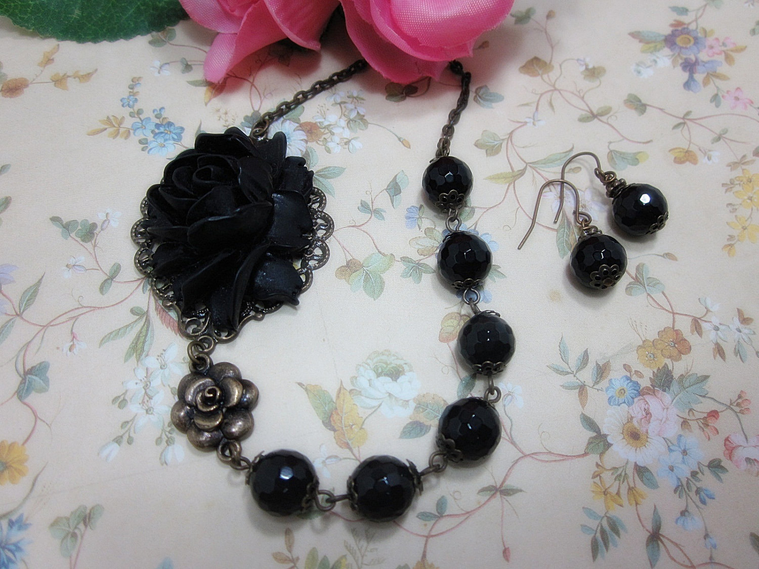 Set of 3 Bridesmaid Jewelry Set. Black rose and by smoketabby