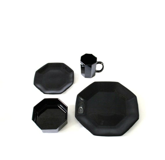 Arcoroc Black Dinnerware 35-Piece Set