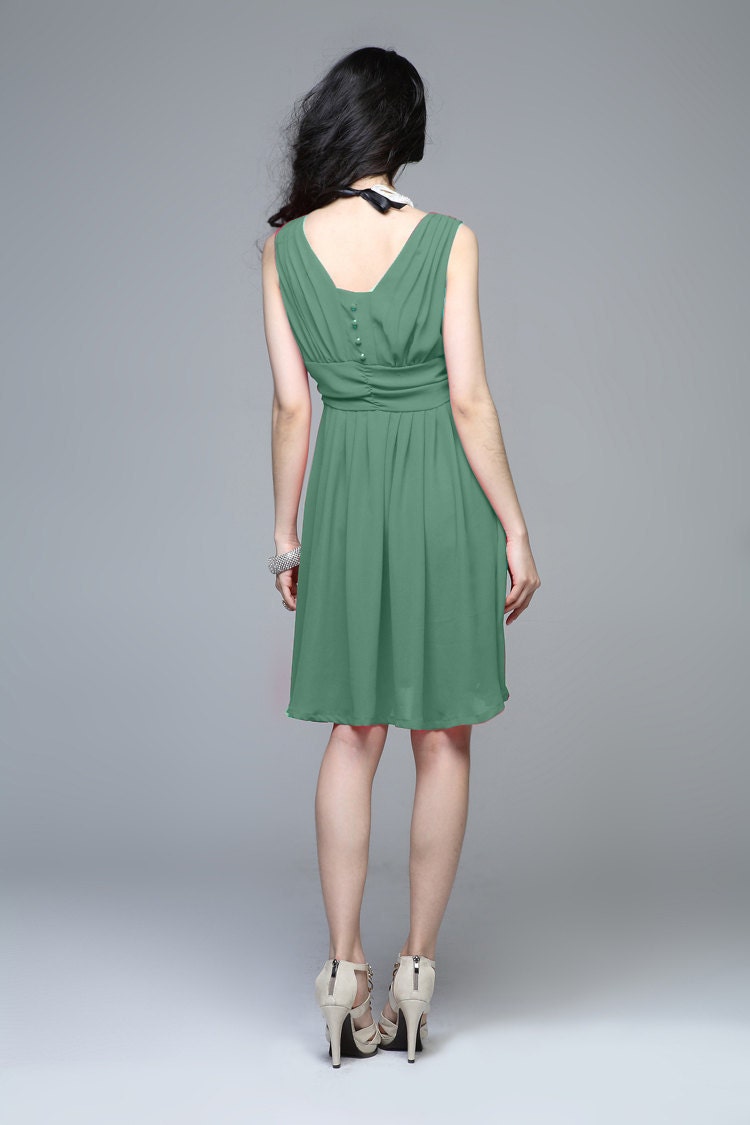 JS132 Elegant silk spring dress in green