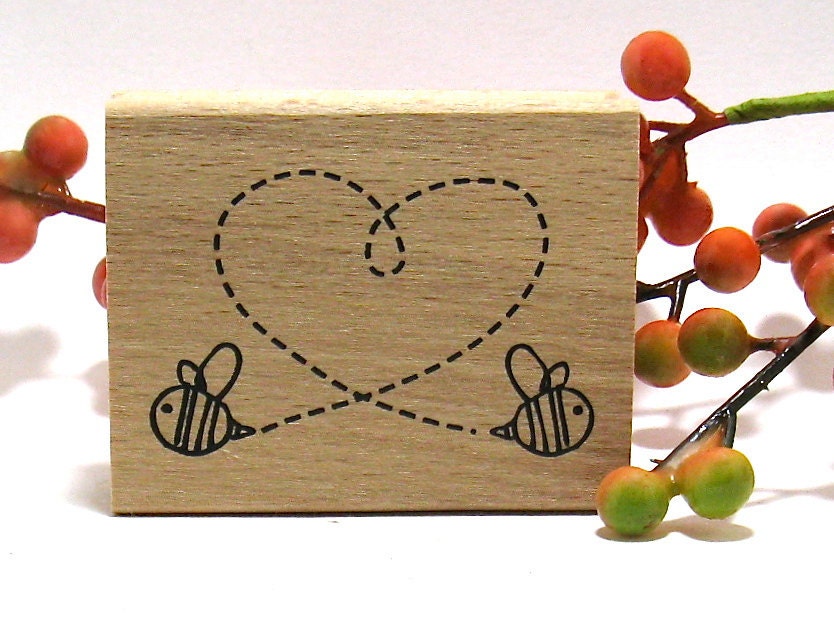 Bee in Love Stamps (Set of 3)