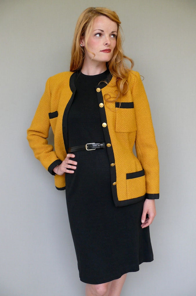 reserved for ching / / Vintage CHANEL BOUTIQUE // Chartreuse And Black Tweed Jacket