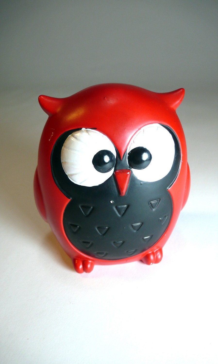 forest friends, vintage 60's red MOD OWL japanese ceramic figurine bank - so kawaii